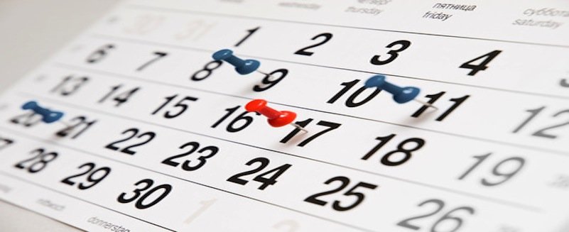 Monday to Friday weekly calendar with pins.