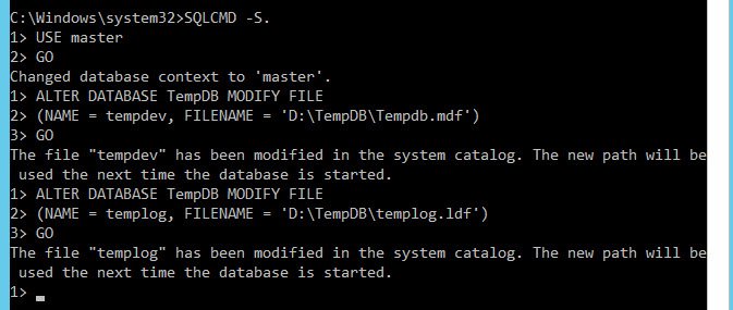 SQLCMD command window showing how to change a database context.