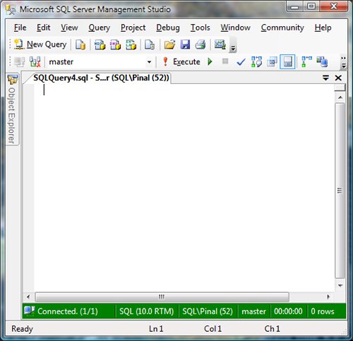 SQL Server Management Studio Query Editor window.