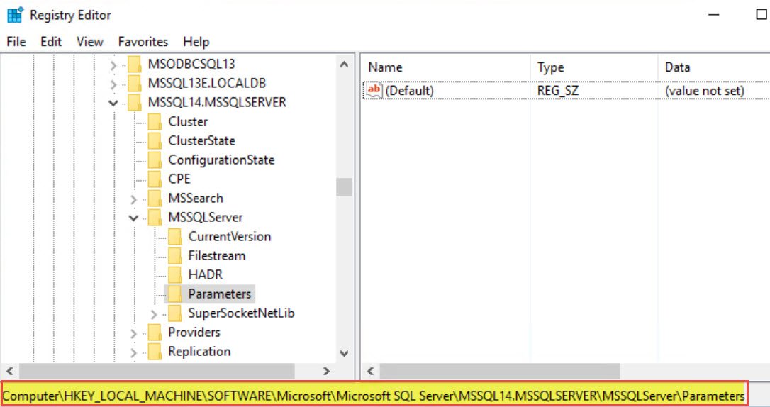 SQL Server registry editor window.