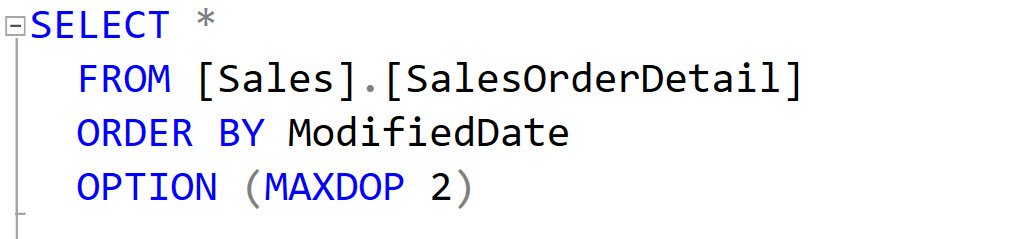 SQL Server Query Editor.